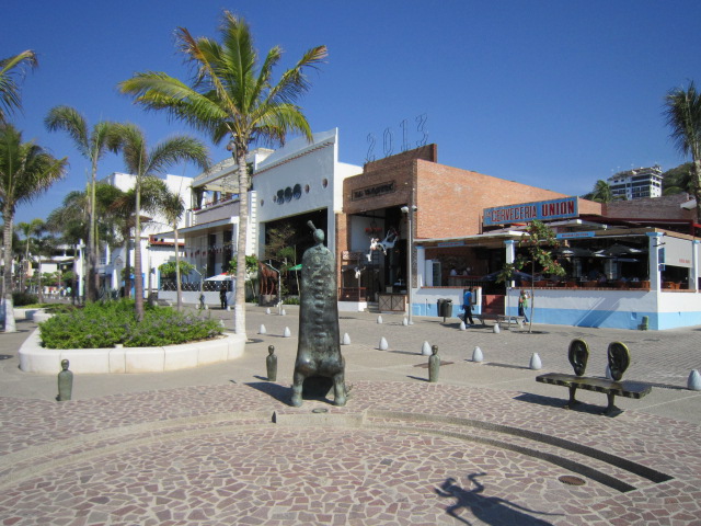 part of Rotunda showing Vallarta nighclubs La Vaquita, Zoo, and Mandala disco